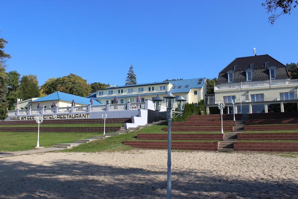 Hotel Resort Maerkisches Meer Diensdorf-Radlow Esterno foto