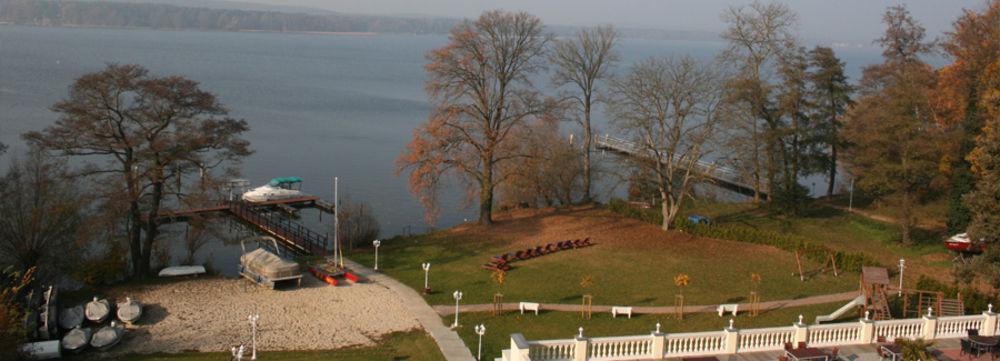 Hotel Resort Maerkisches Meer Diensdorf-Radlow Esterno foto